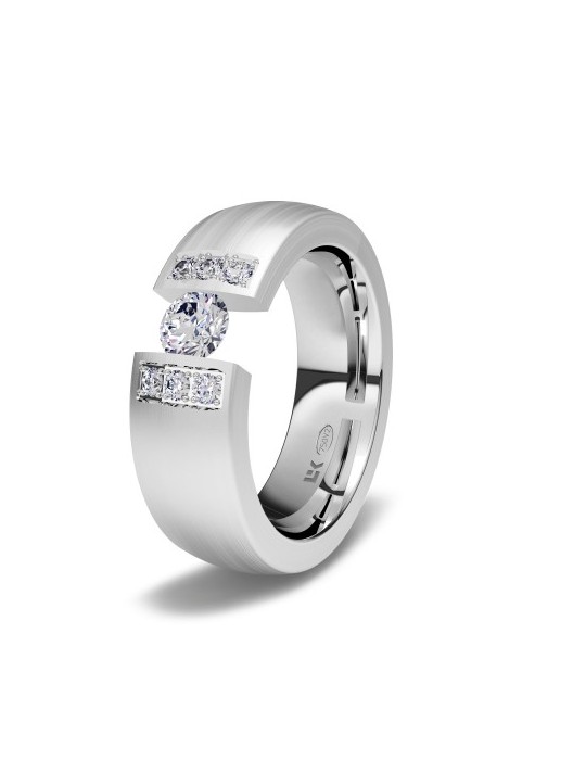 Alianza oro blanco con diamante en suspensión