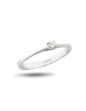 Solitario de oro blanco 18K con brillante de 0,10 ctes y brazo cruzado