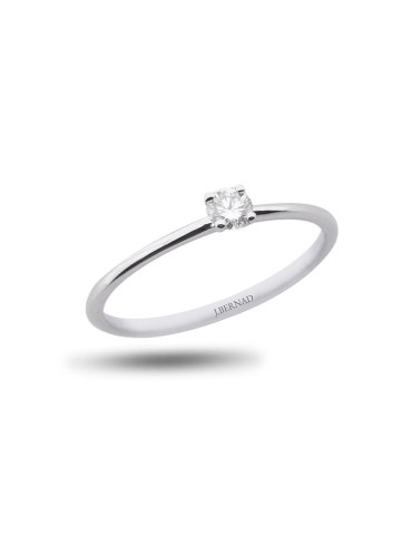 Solitario de oro blanco 18K con brillante de 0,15 ctes en garra de 4 patas