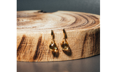 Cómo elegir las joyas perfectas para ser invitada de boda 